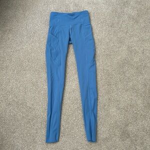 Lululemon blue leggings.